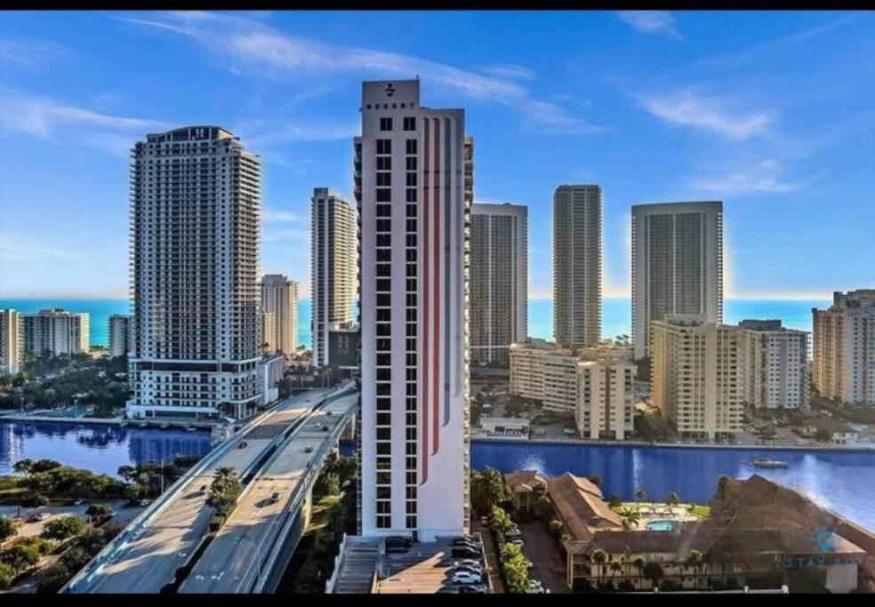 Ocean Views - Pool & Gym - Pet Friendly - Close To Beach Hallandale Beach Dış mekan fotoğraf