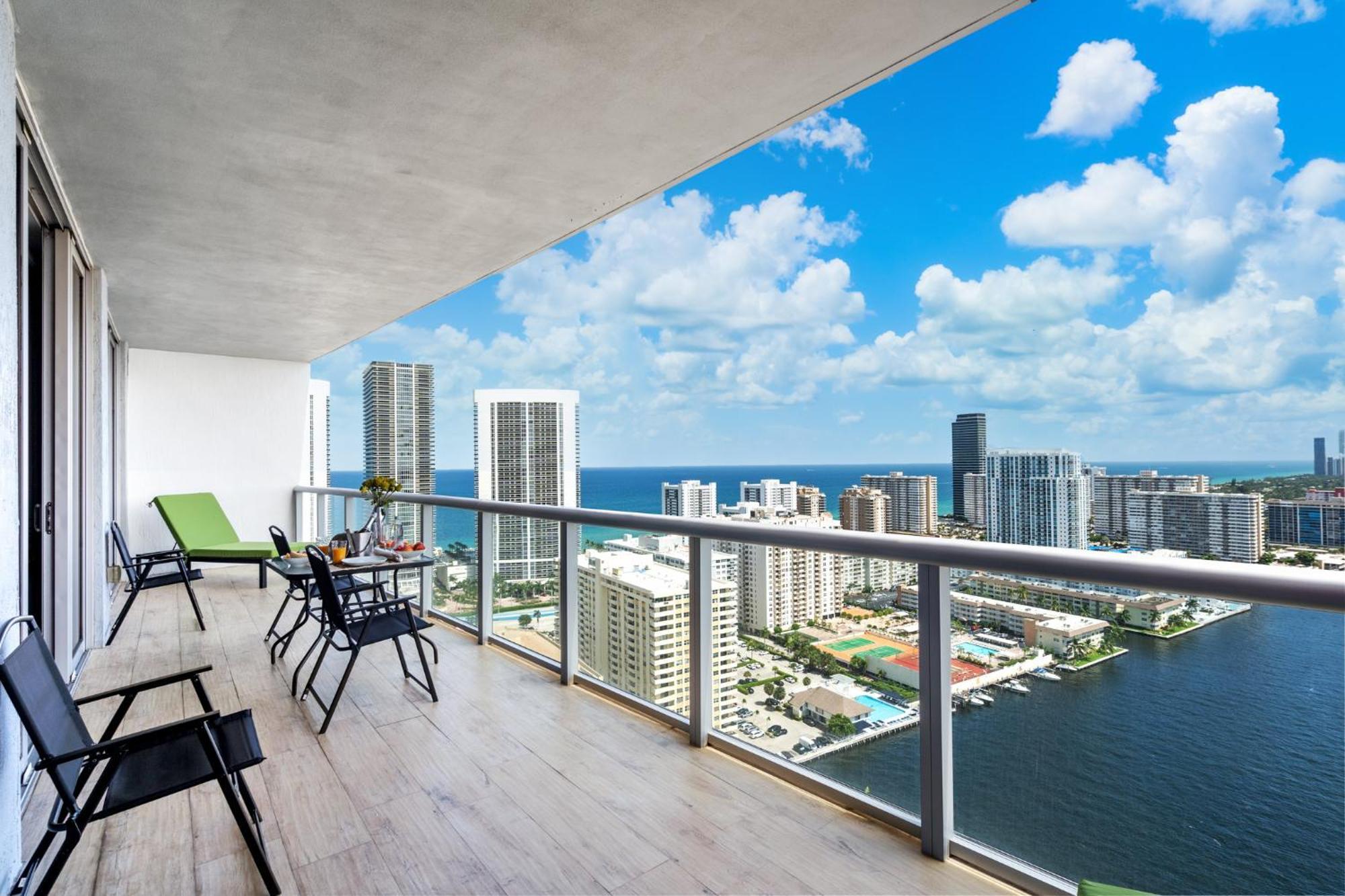 Ocean Views - Pool & Gym - Pet Friendly - Close To Beach Hallandale Beach Dış mekan fotoğraf